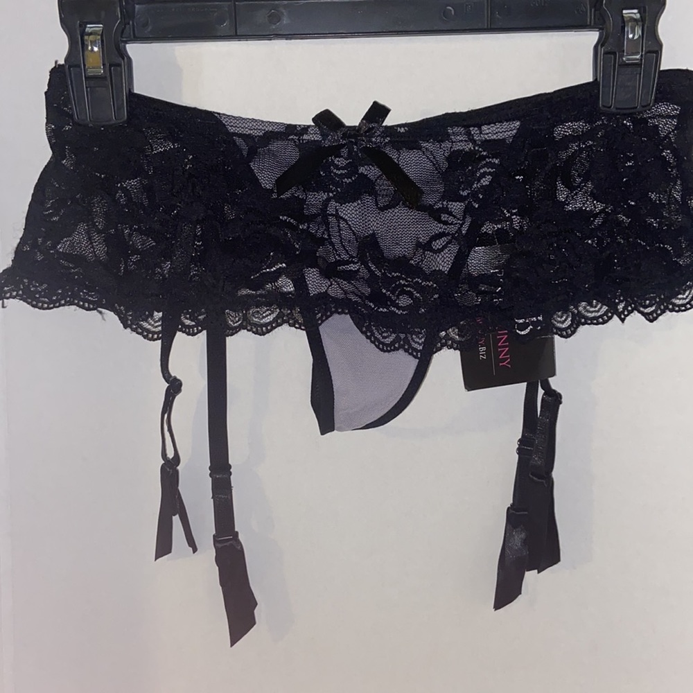 Pink Bunny sexy Black lace garter with built-in song size medium NWT